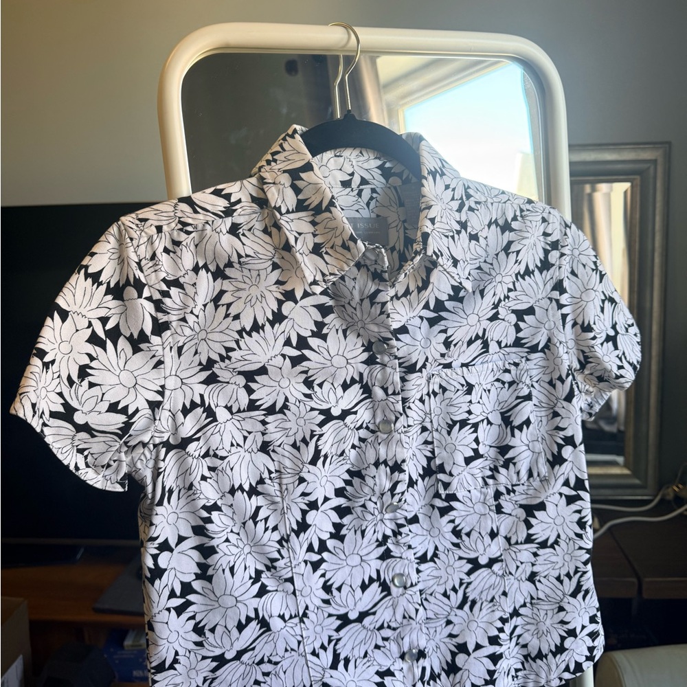 Elegant Floral Button Down Shirt